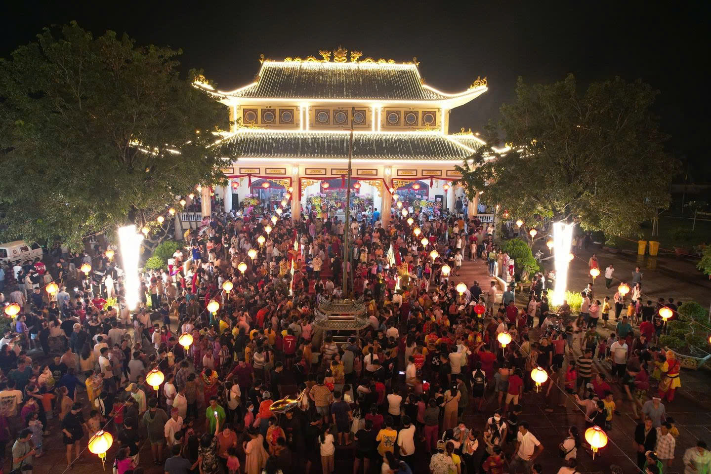 Lệ hội truyền thống kỷ niệm 262 năm ngày mất Bà Mạc Mi Cô (1763 - 2025) và 245 năm ngày mất Ông Mạc Thiên Tích (1780 - 2025)