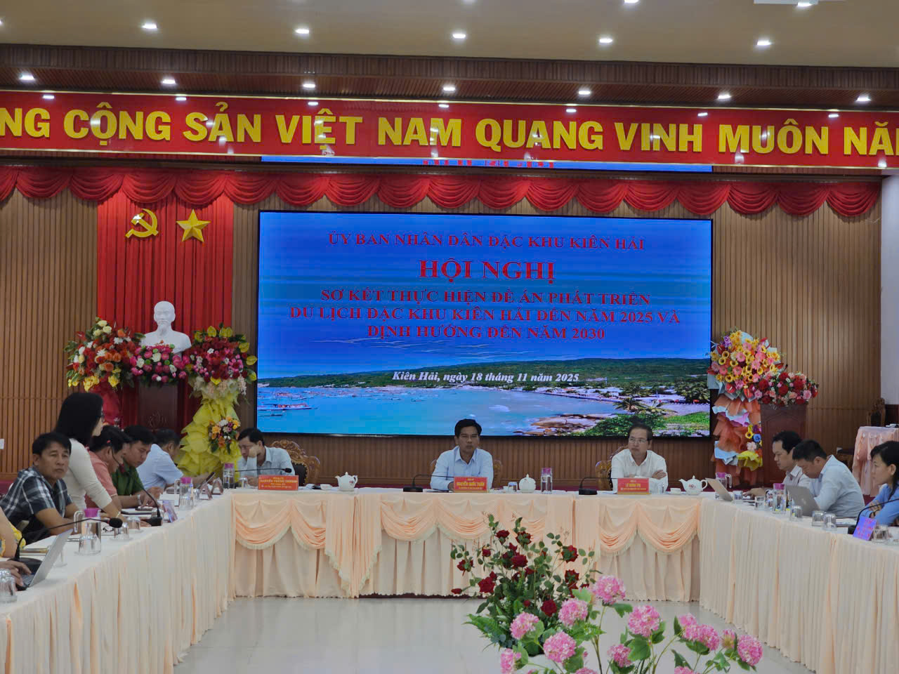 TRUNG TÂM XÚC TIẾN ĐẦU TƯ, THƯƠNG MẠI VÀ DU LỊCH TỈNH AN GIANG THAM DỰ HỘI NGHỊ SƠ KẾT ĐỀ ÁN PHÁT TRIỂN DU LỊCH ĐẶC KHU KIÊN HẢI 2025, ĐỊNH HƯỚNG 2030