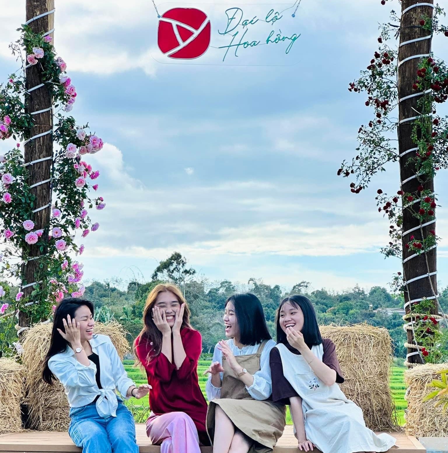 Rose Boulevard - Đại Lộ Hoa Hồng