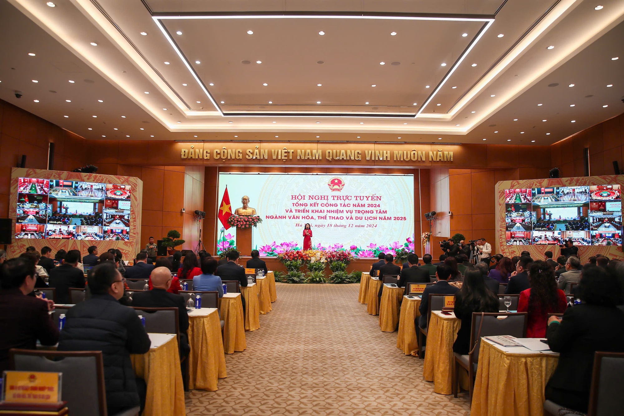 Online conference to summarize the work in 2024 and deploy key tasks of the Culture, Sports and Tourism sector in 2025