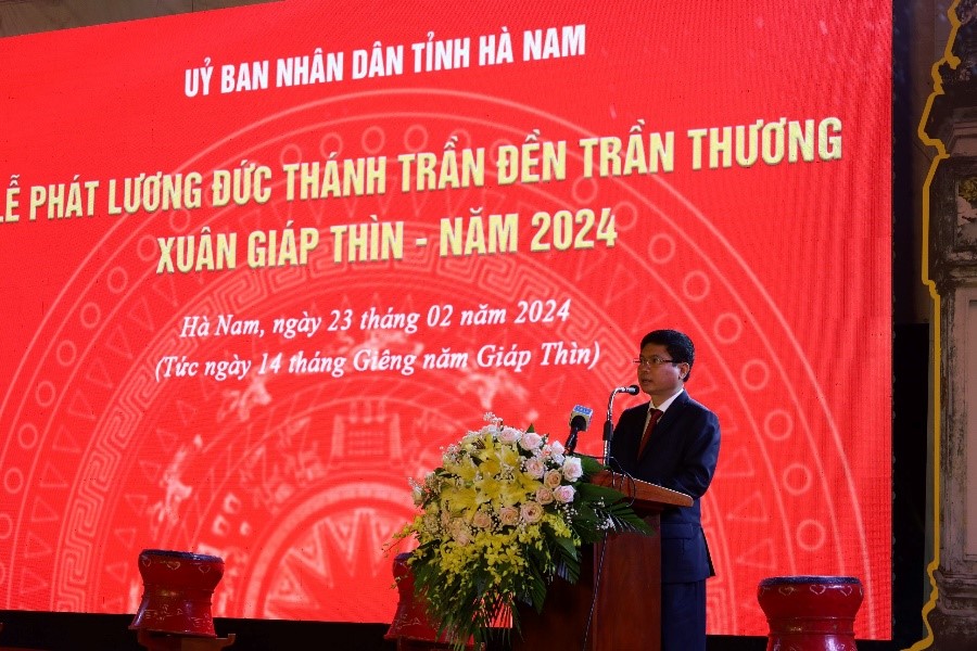 Salary distribution ceremony of His Holiness Tran Xuan Giap Thin 2024