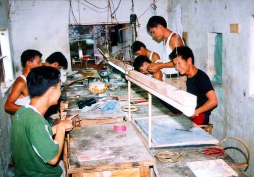 Làng Nghề chạm bạc thôn Huệ Lai