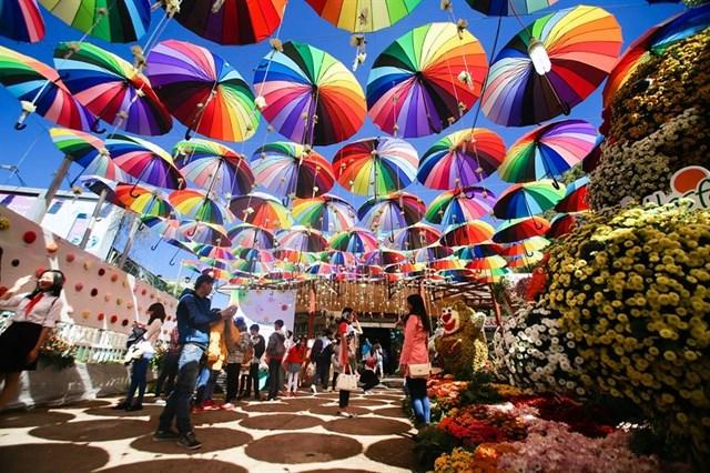 Lên kèo “book vé đi là vừa” vì FESTIVAL HOA ĐÀ LẠT 2019 vừa công bố chương trình chính thức