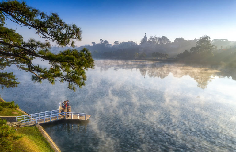Lãng mạn một góc hồ Xuân Hương