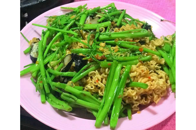 Mì Xào Ốc Bươu