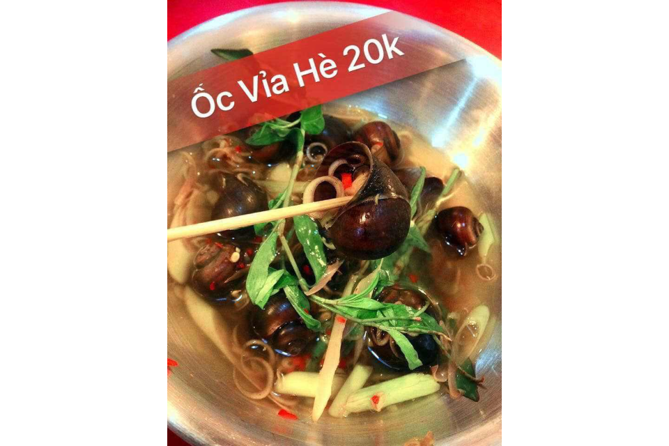 Ốc Bươu Hấp Sả
