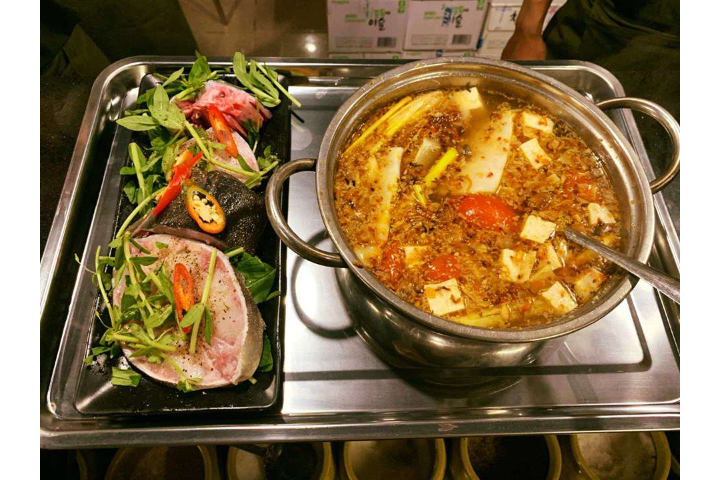 Lẩu Cá Tầm
