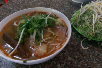 Bún Bò Giò Heo