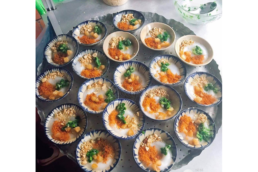 Bánh Bèo Chén (Nhân Khô)