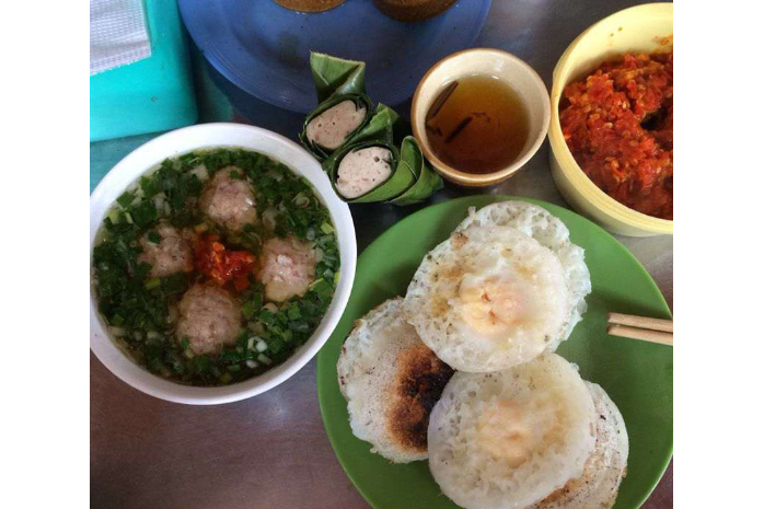 Bánh Căn Trứng Cút, Xíu Mại, Chả Cây
