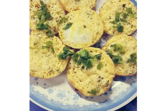 Bánh Căn Trứng Gà