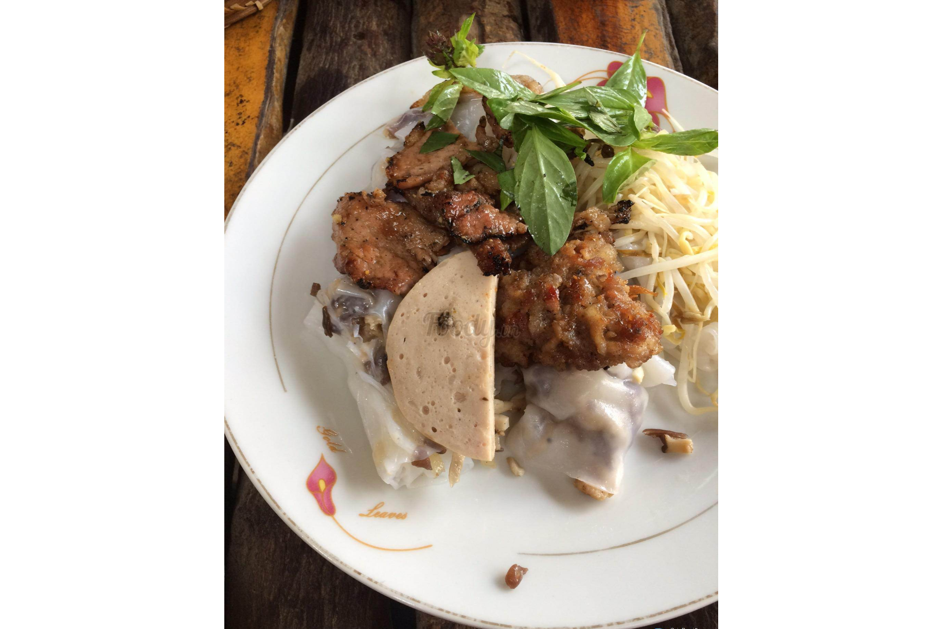 Bánh Cuốn Thập Cẩm