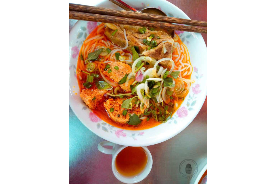 Bún Riêu