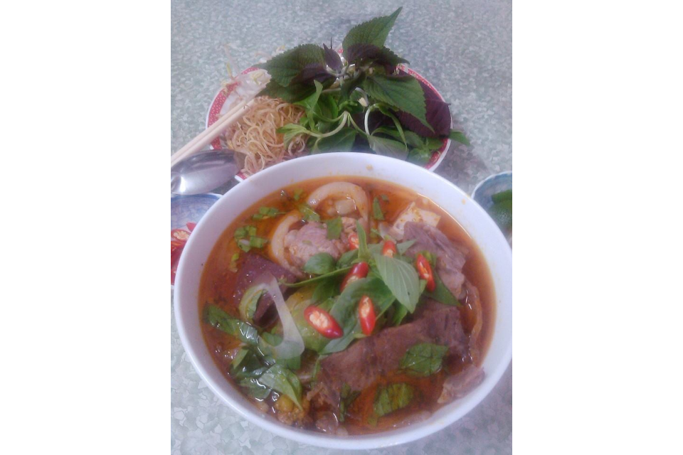 Bún Bò Giò Heo