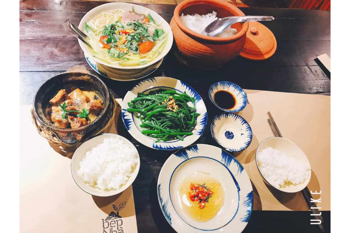 Thực Đơn 5 (Sườn Kho Tộ, Canh Chua, Rau Xào)
