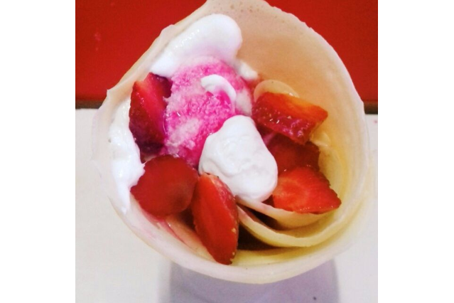 Crepes Dâu Tây