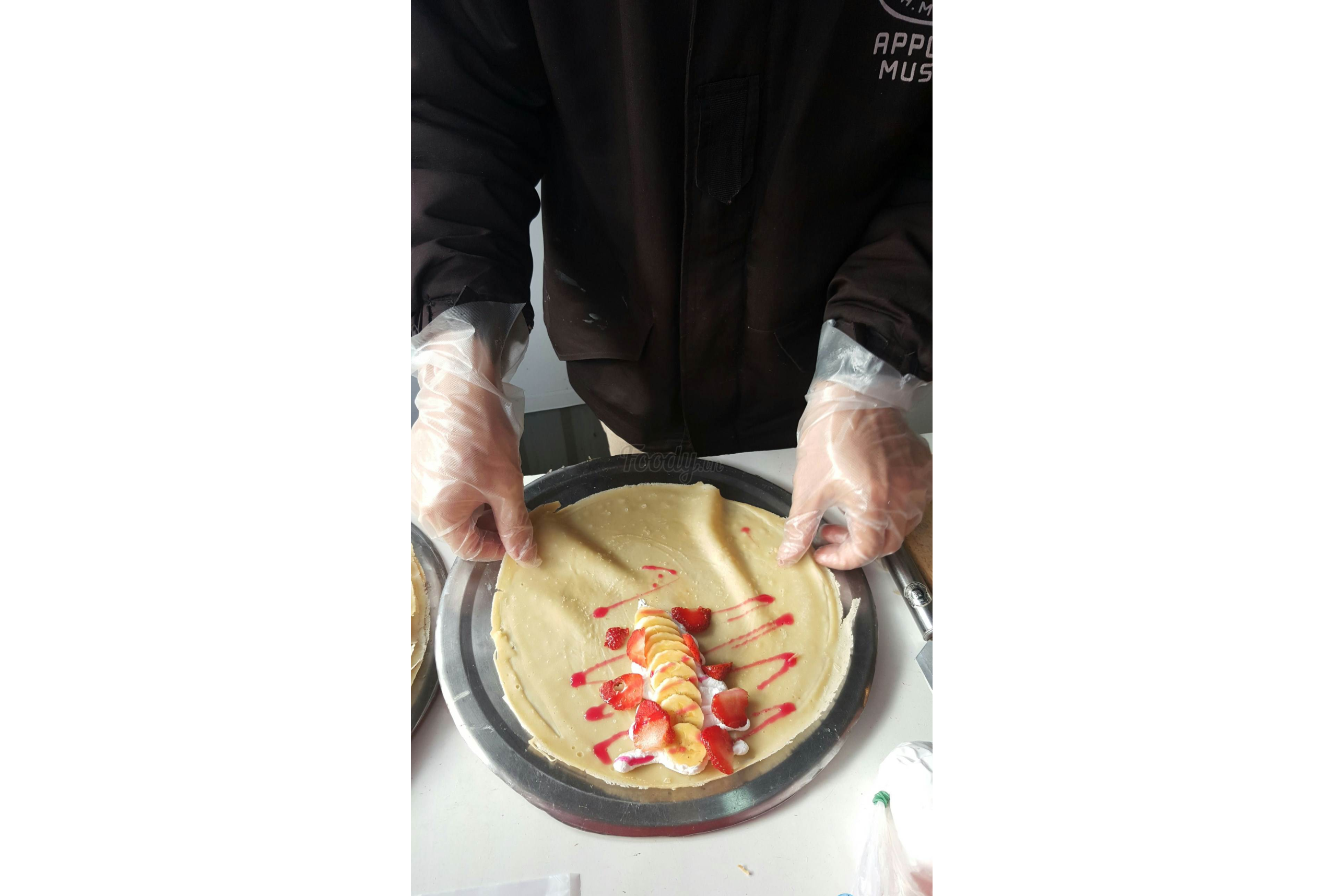Crepes Dâu Tây Và Chuối