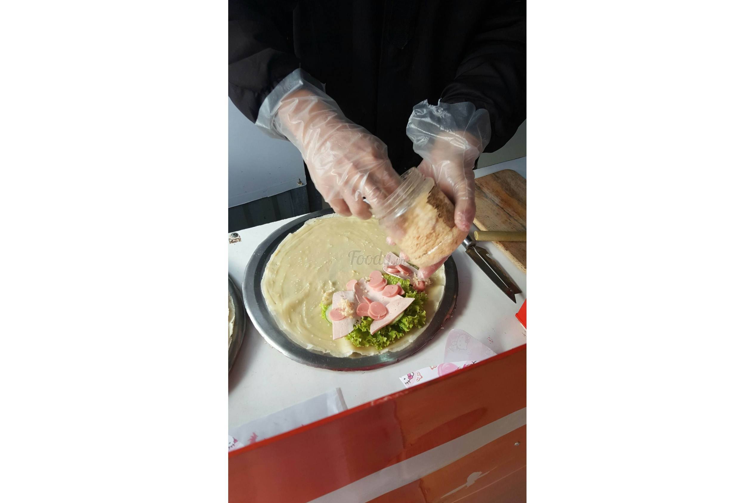 Crepes Xúc Xích Và Phô Mai