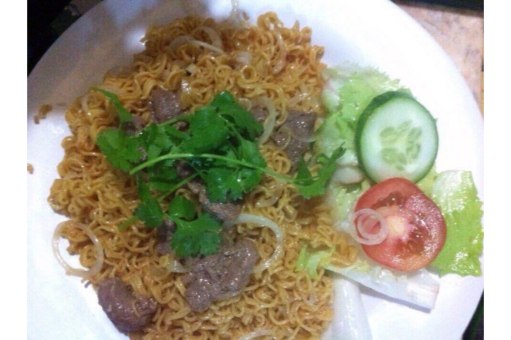 Mì Xào Bò