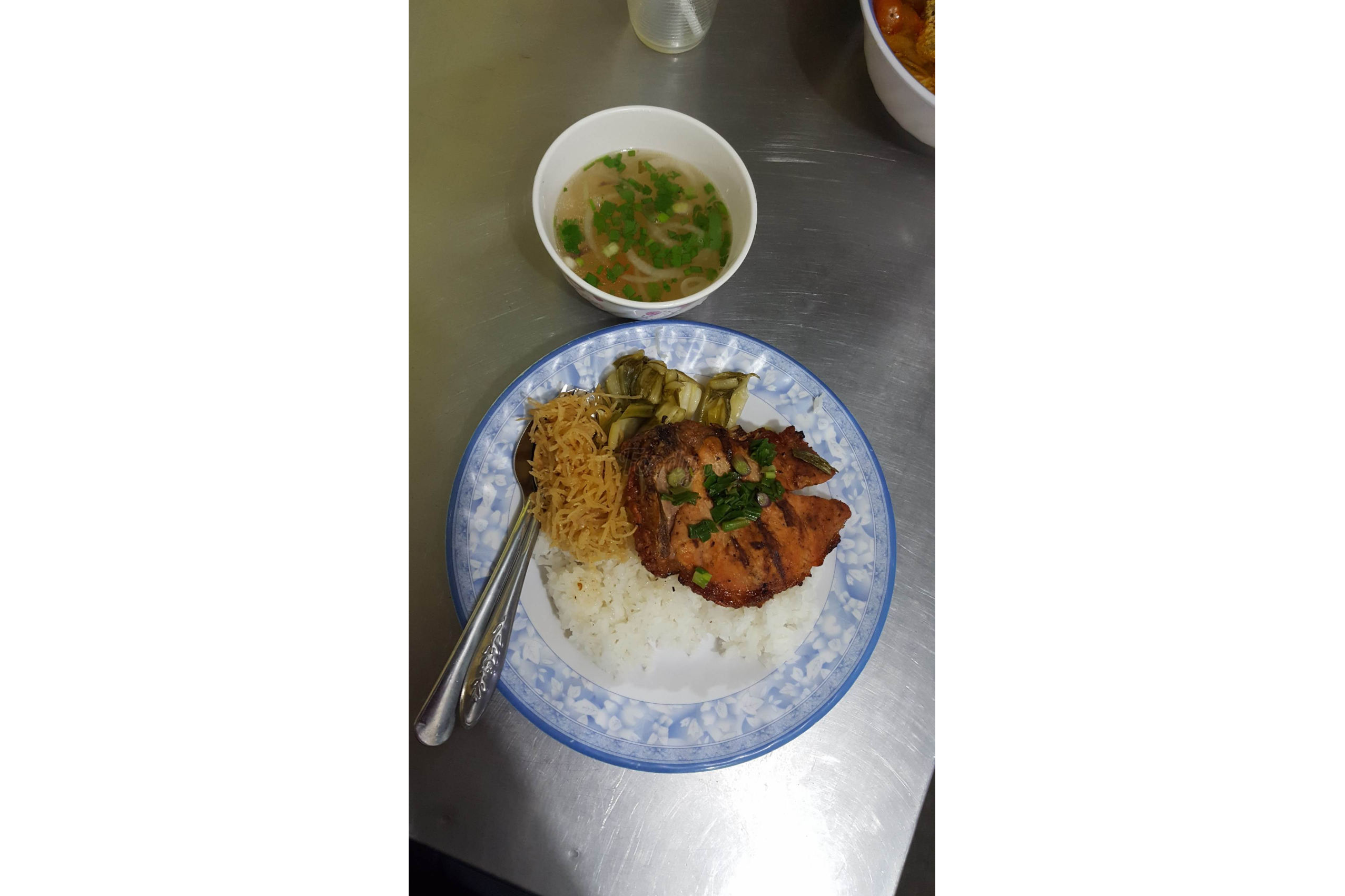 Cơm Sườn