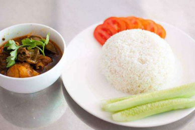 Cơm Gà Kho Sả