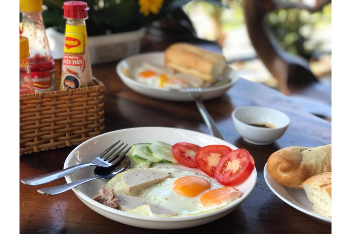 Bánh Mì Ốp La