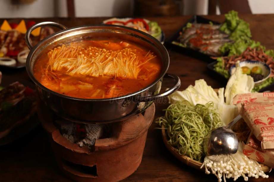 Lẩu Bạch Tuộc KimChi