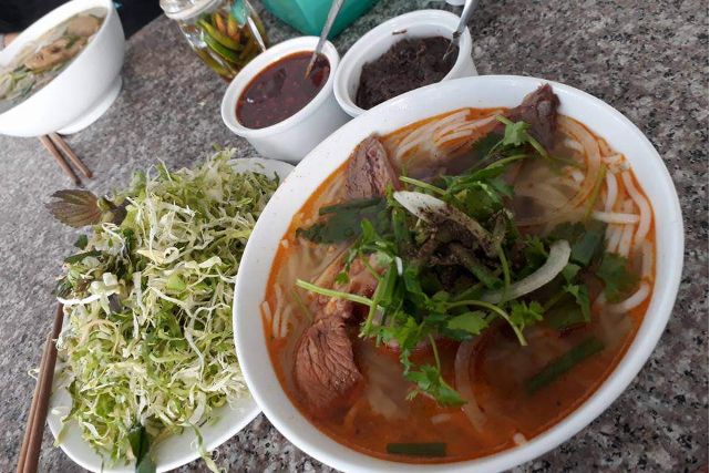 Bún Bò Nạm