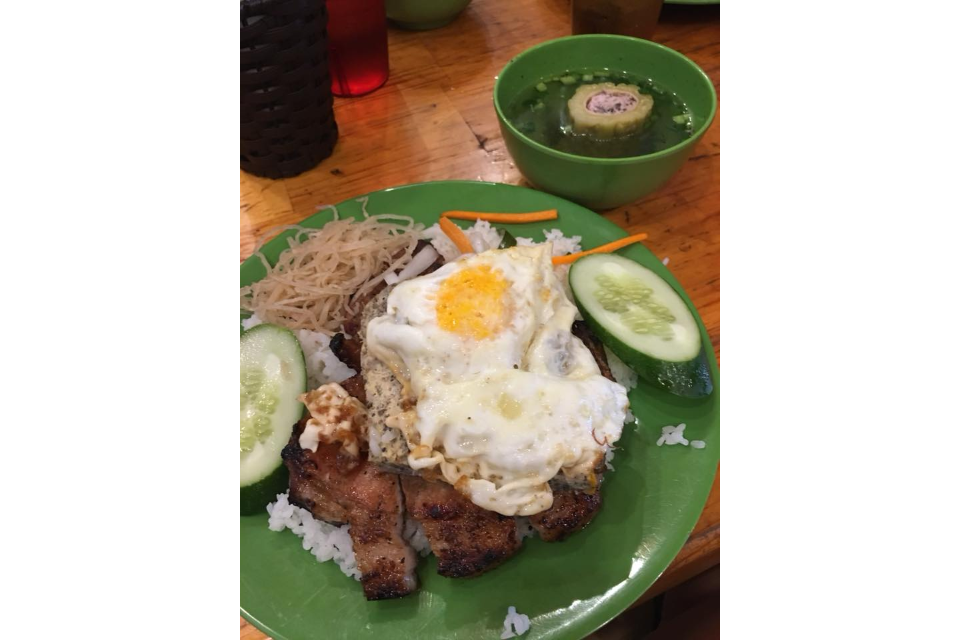 Cơm Tấm Sườn Ốp La