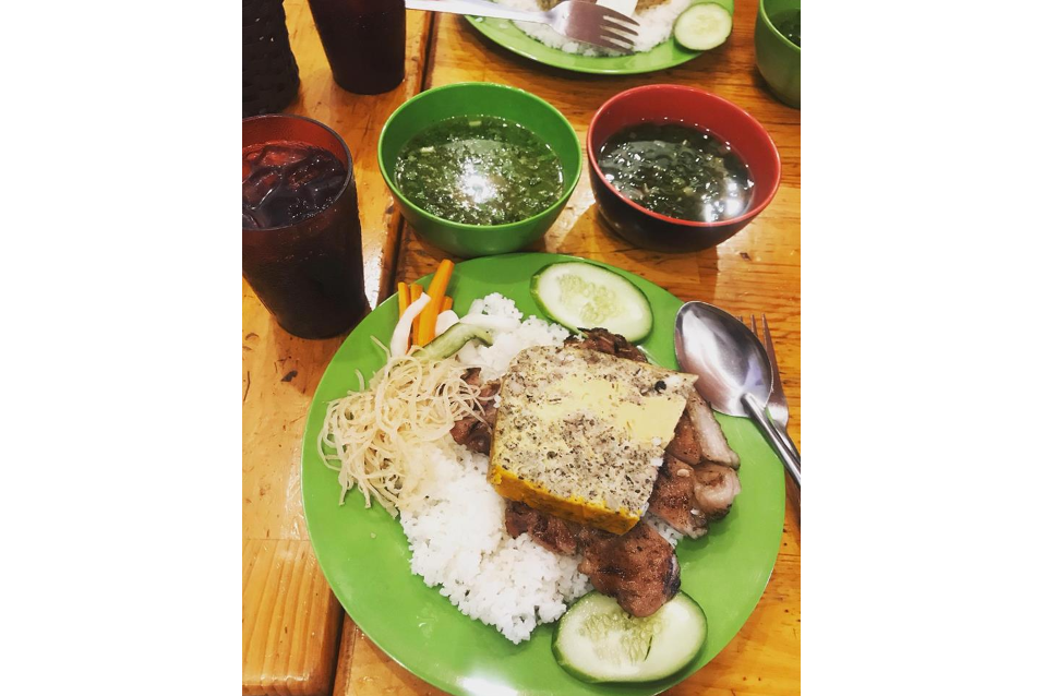 Cơm Tấm Sườn Chả Cua