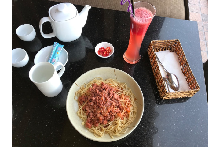 Chanh Nóng, Nước Ép Dưa Hấu, Mì Sốt Bò