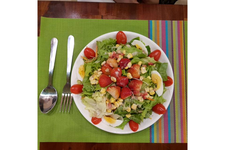 Salad Dâu Tây