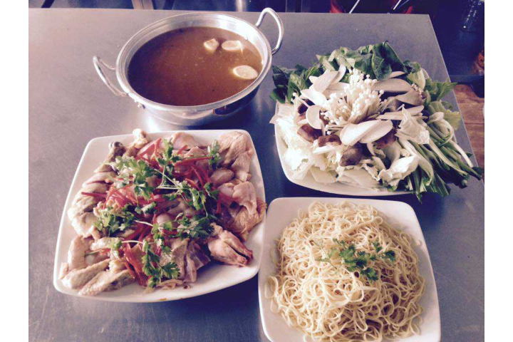 Lẩu Gà
