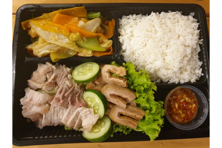 Cơm Thịt Luộc Và Rau