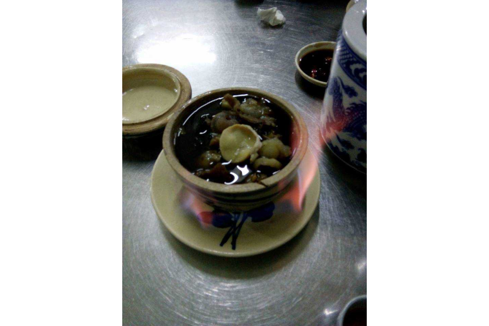 Tiềm Cật Heo Ngó Sen