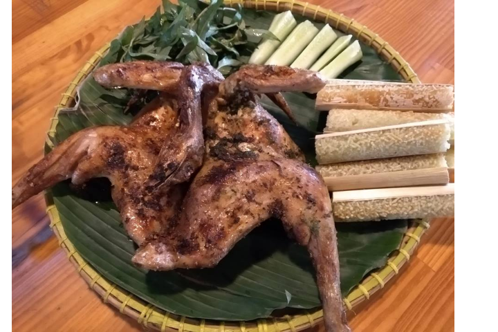 Gà Nướng Muối Ớt Và Cơm Lam