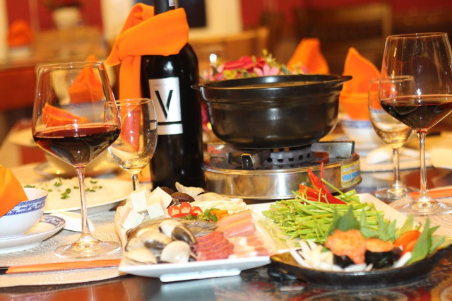 LẨU HẢI SẢN KIM CHI