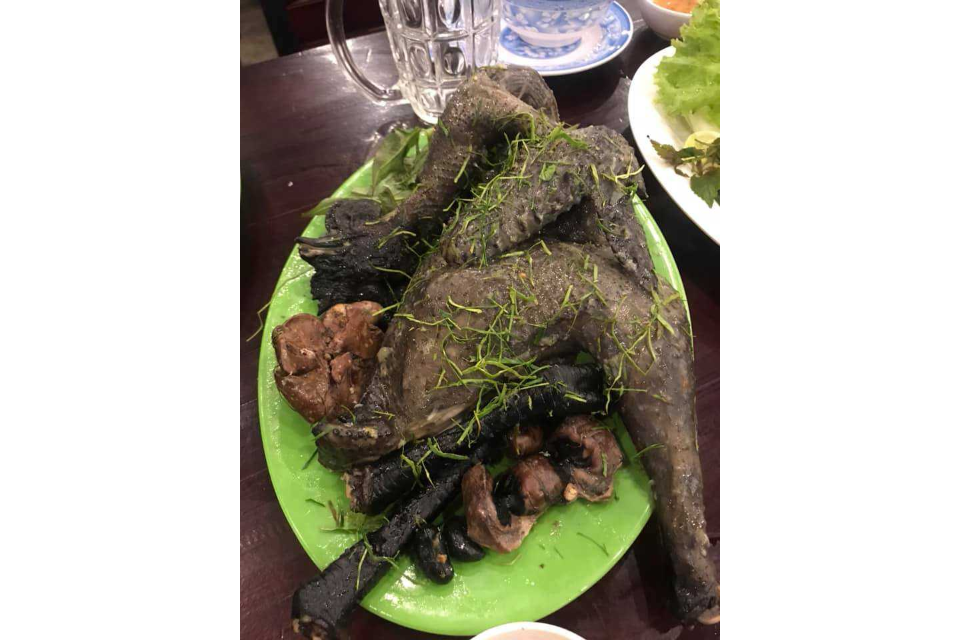 Gà H' mông