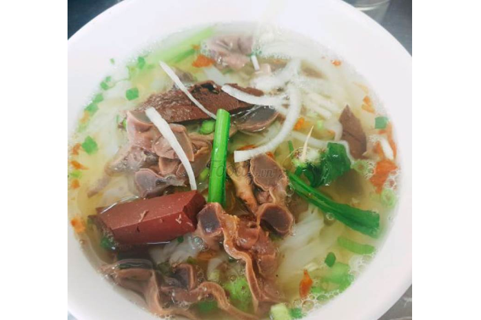Hủ Tiếu Lòng Gà