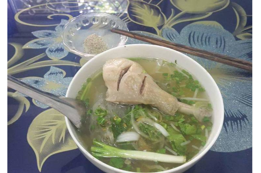 Hủ Tiếu Đùi Gà