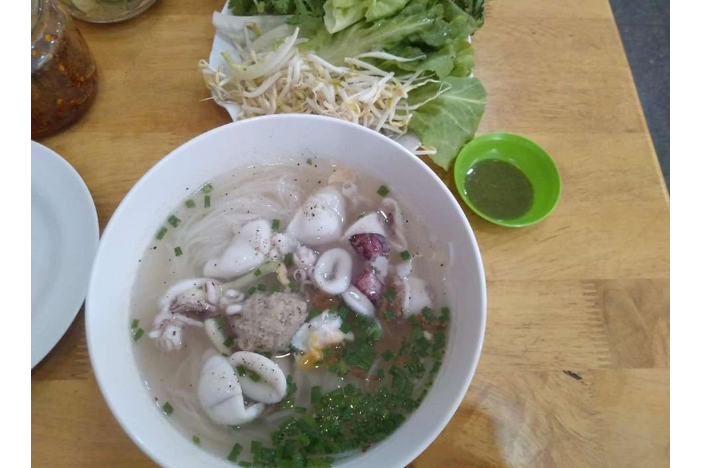 Hủ Tiếu Mực Sườn