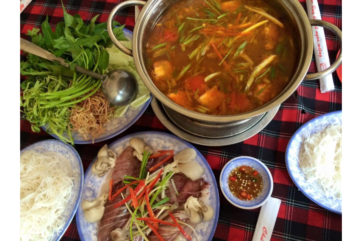 Lẩu Thập Cẩm