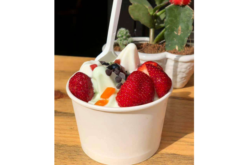  Yogurt Dâu