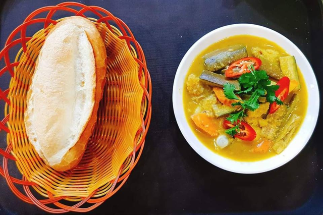 Cà Ri Hàu