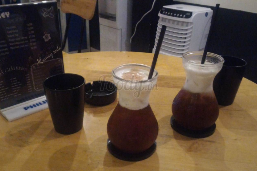 Trà đen macchiato