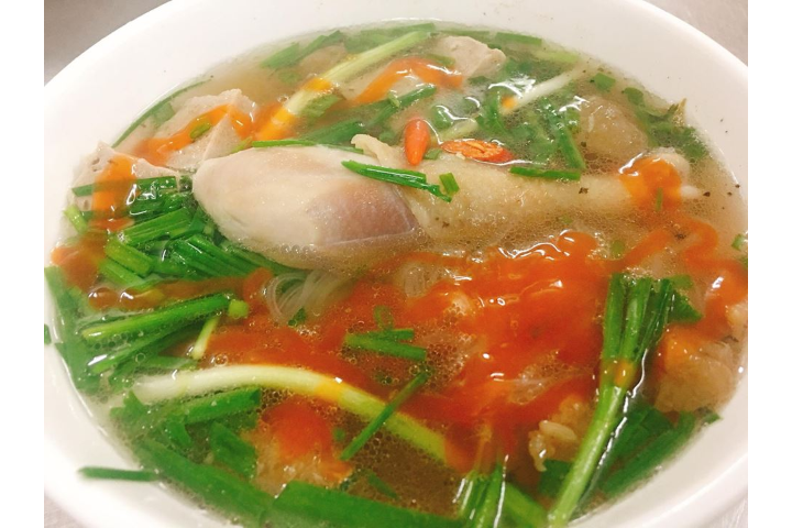 Hủ Tiếu Đùi Gà