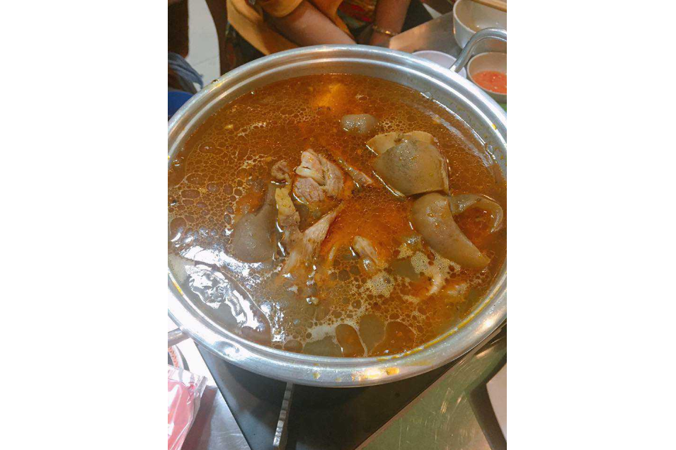 Lẩu Đuôi Bò