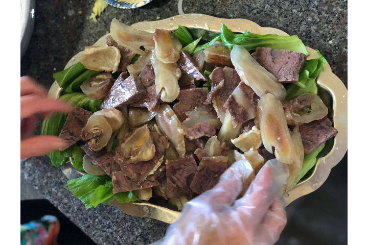 Bắp Bò Hấp