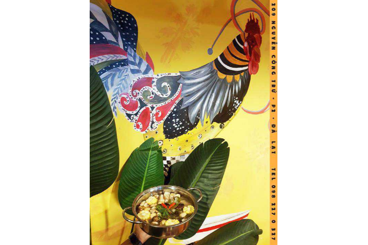 Lẩu Gà Lá Chúc