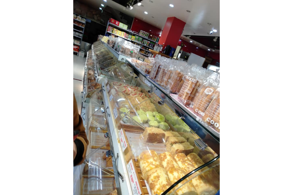 Bánh Ngọt Và Bánh Mặn